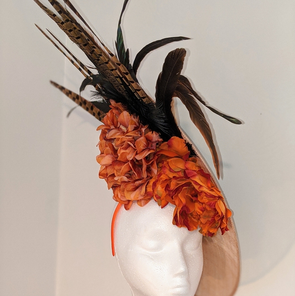 Derby Race hat headpiece fascinator Ascot